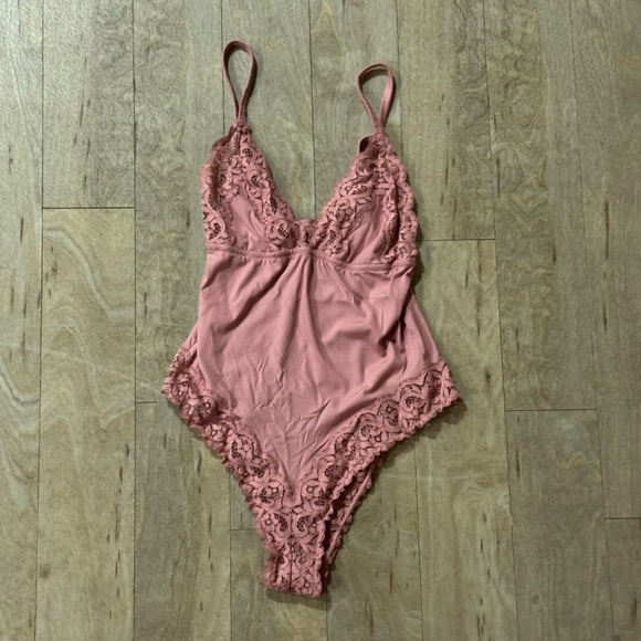 Victoria's Secret Tops - Victoria Secret Lace Bodysuit Dusty Pink Size Small